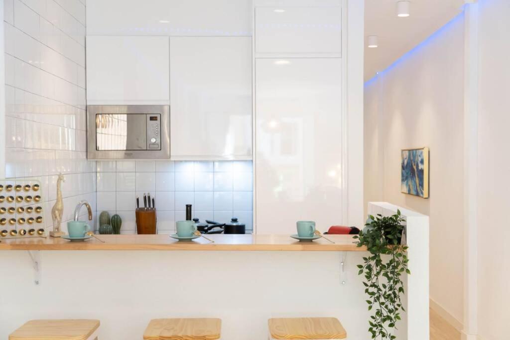 Luxury Apartment Puerta Del Sol City Center Gran Via With Ac Madrid Bagian luar foto