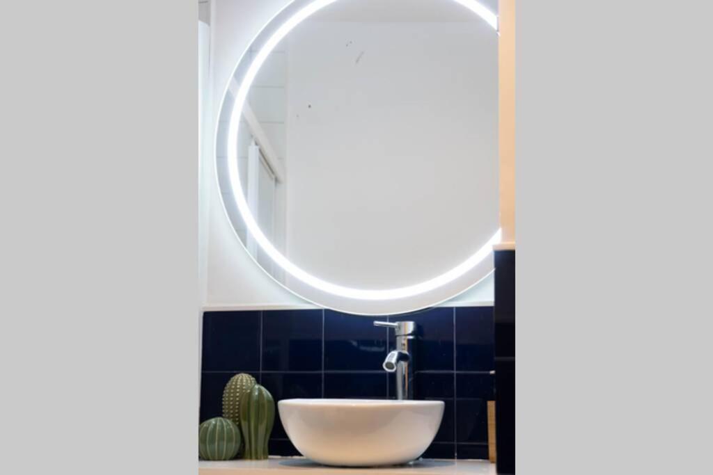 Luxury Apartment Puerta Del Sol City Center Gran Via With Ac Madrid Bagian luar foto