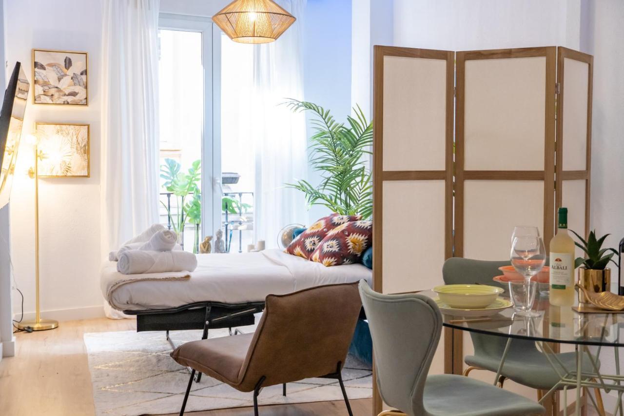 Luxury Apartment Puerta Del Sol City Center Gran Via With Ac Madrid Bagian luar foto