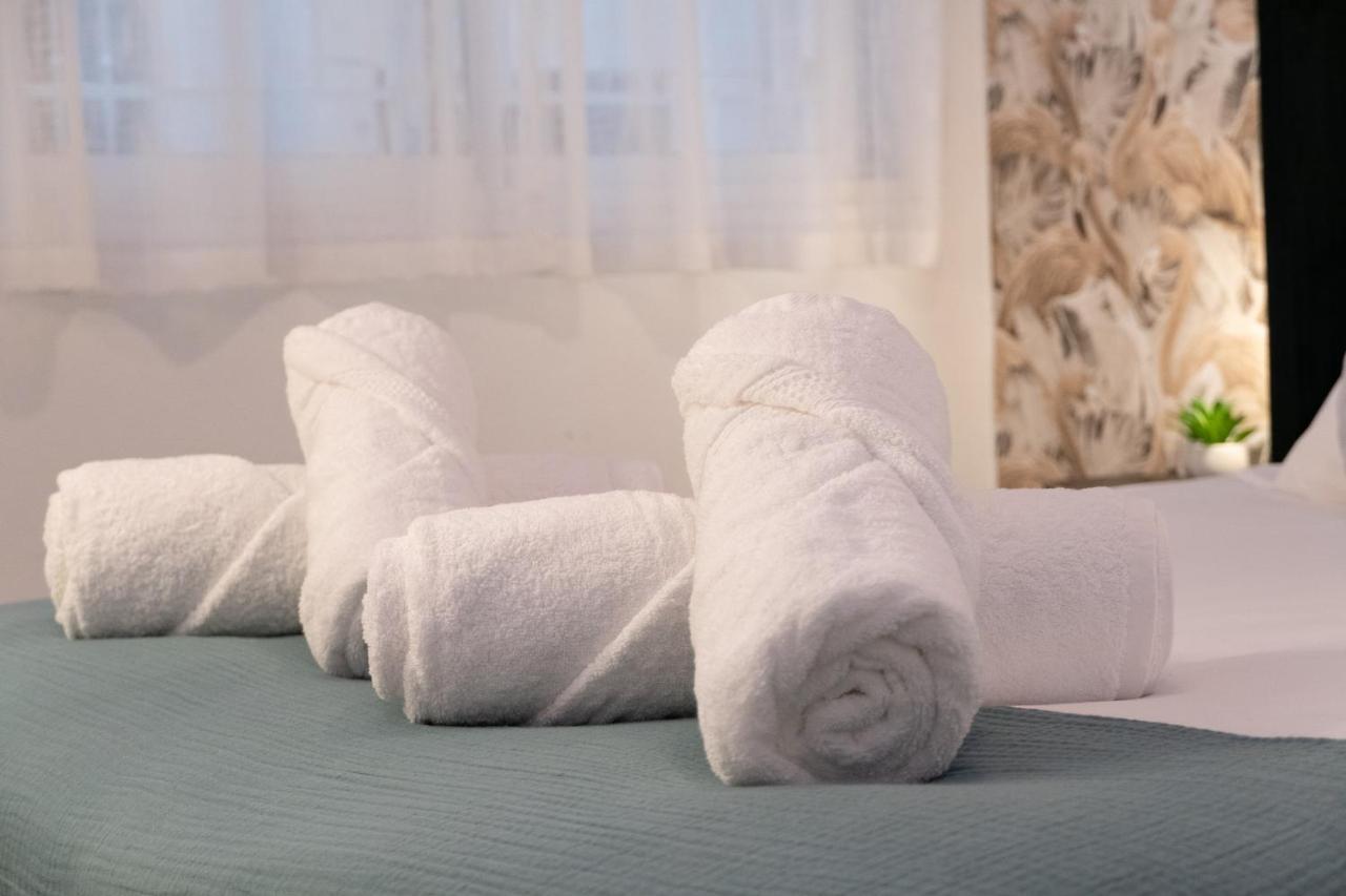 Luxury Apartment Puerta Del Sol City Center Gran Via With Ac Madrid Bagian luar foto